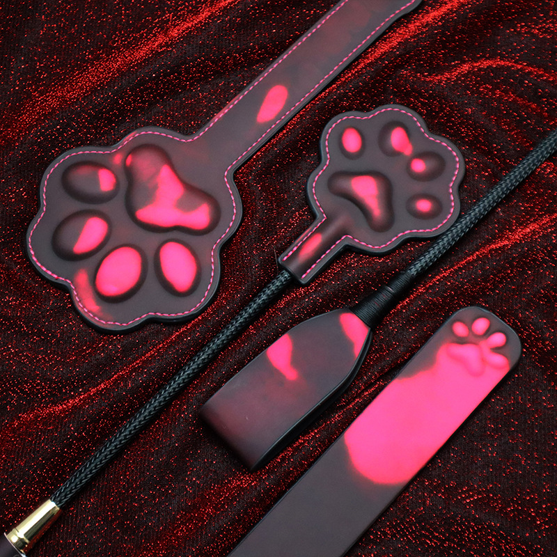 Paddle in Pelle Sensibile al C - Cat Toys recensione e prezzo